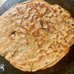A picture of Crunchy crispy Aloo Paratha.
