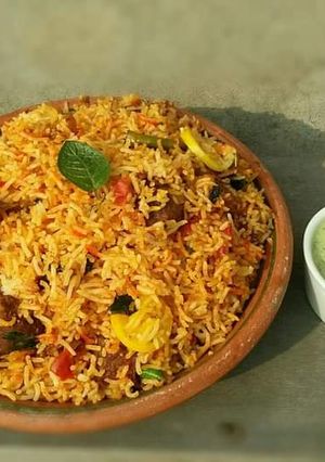 A picture of Beef Biryani😋💛🍲.