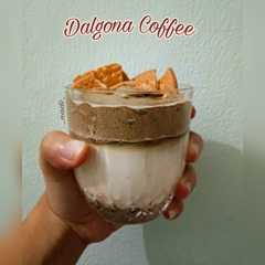 รูปของ Dalgona Coffee ☕