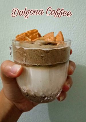 Foto resep Dalgona Coffee ☕