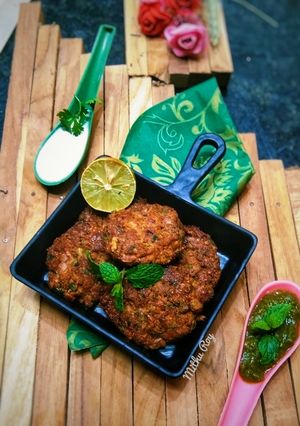 लखनवी गलौटी कबाब(lucknawi galouti kabab recipe in Hindi) रेसिपी मुख्य फोटो
