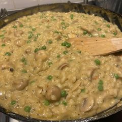 A picture of Risotto (Chicken, Bacon & Mushroom).
