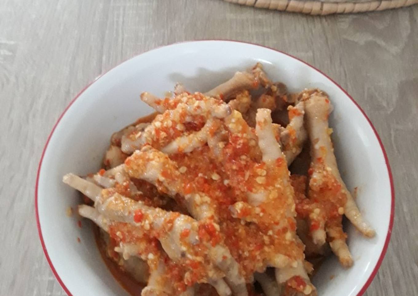 Seblak ceker pedas