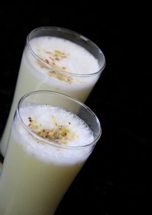 A picture of Khoya lassi.