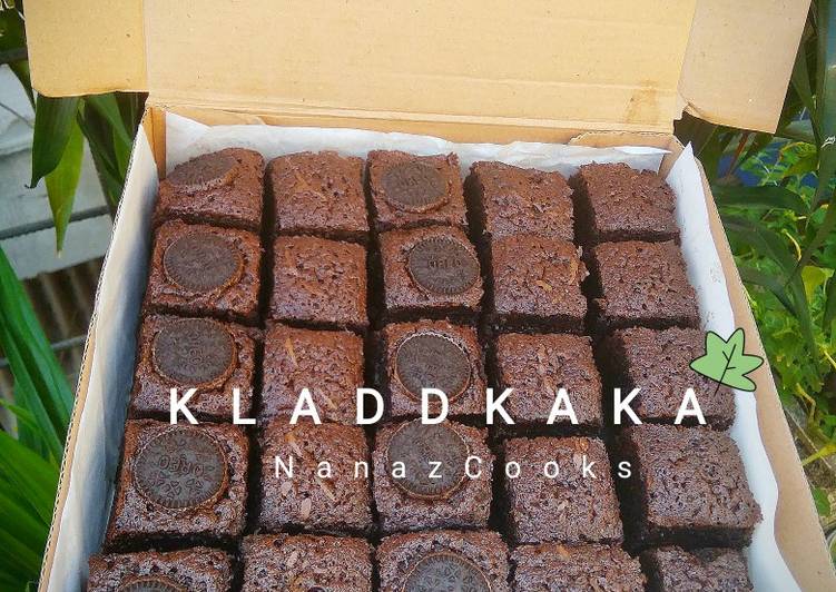 Cara Gampang Menyiapkan Kladdkaka (Swedish Chocolate Cake), Sempurna