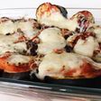 Berenjena con mozzarella y tomate
