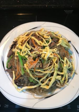 Hình của món Miến trộn Hàn Quốc.