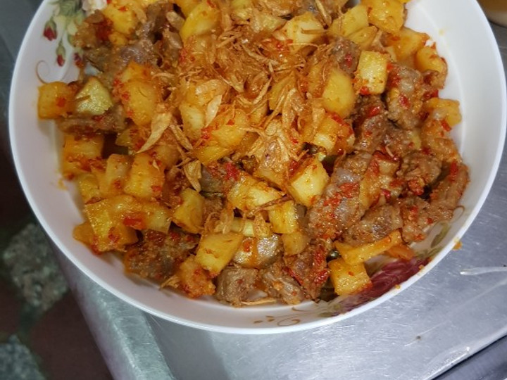 Wajib coba! Resep membuat Sambel goreng kentang daging sapi sepcial lebaran dijamin nikmat