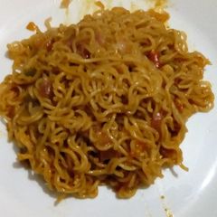 A picture of Spicy maggi noodles.