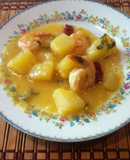 Guiso de papas con camarones