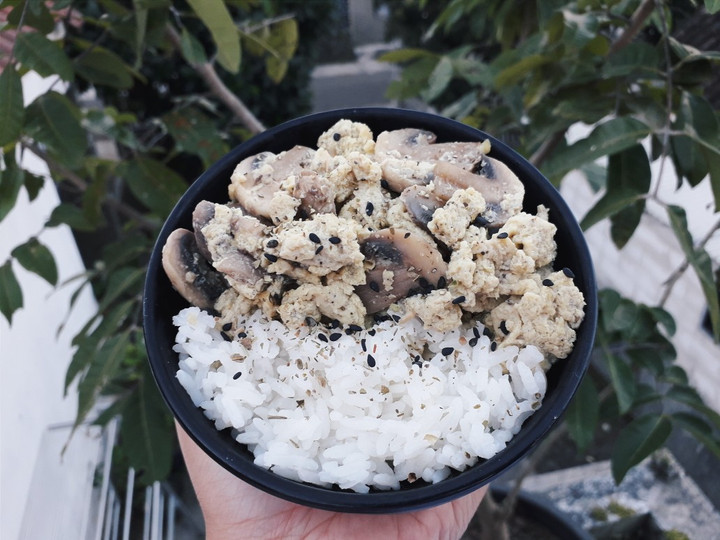 Resep Mushroom Oyakodon yang Enak Banget