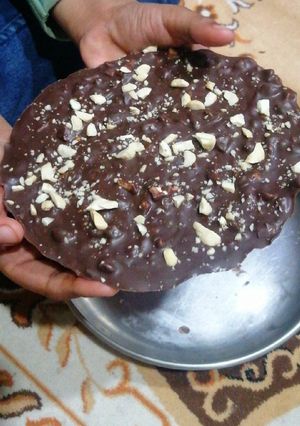 चाॅकलेट चिक्की (Dry fruit chikki recipe in hindi) रेसिपी मुख्य फोटो