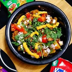 A picture of Papri chana chat.