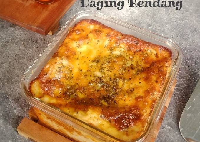 Lasagna daging rendang