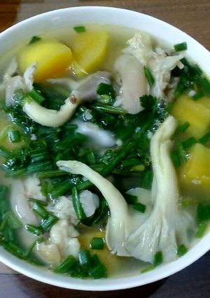 Hình của món Canh chân giò đu đủ.