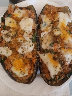 Una foto de Berenjenas rellenas de atún