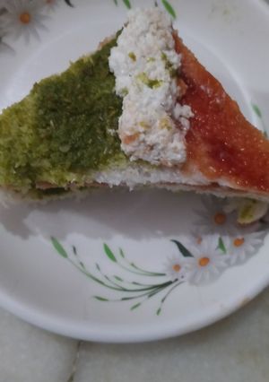तिरंगा सैंडविच (Tiranga sandwich recipe in Hindi) रेसिपी मुख्य फोटो
