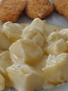 Una foto de Papas gratinadas en olla 🫕