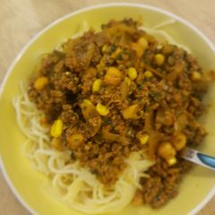 A picture of Bolognese.