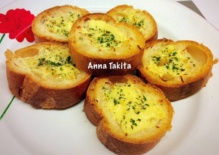 Garlic Bread with Cheese