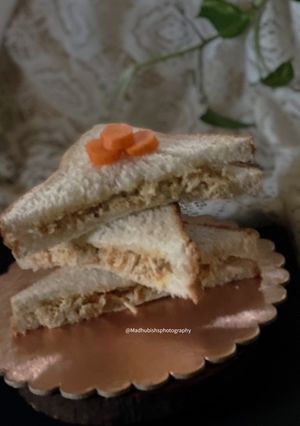 A picture of Chicken Veggie Sandwich.