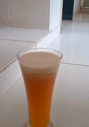 A picture of Stone fruit drink.