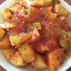 A picture of Sweet Aam pickle.