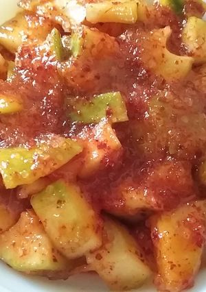 A picture of Sweet Aam pickle.