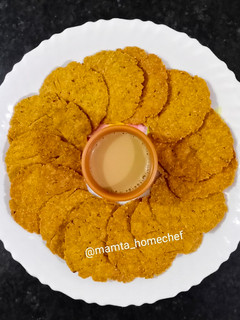 મસાલા પૂરી (Masala Poori Recipe In Gujarati) રેસીપી મુખ્ય ફોટો