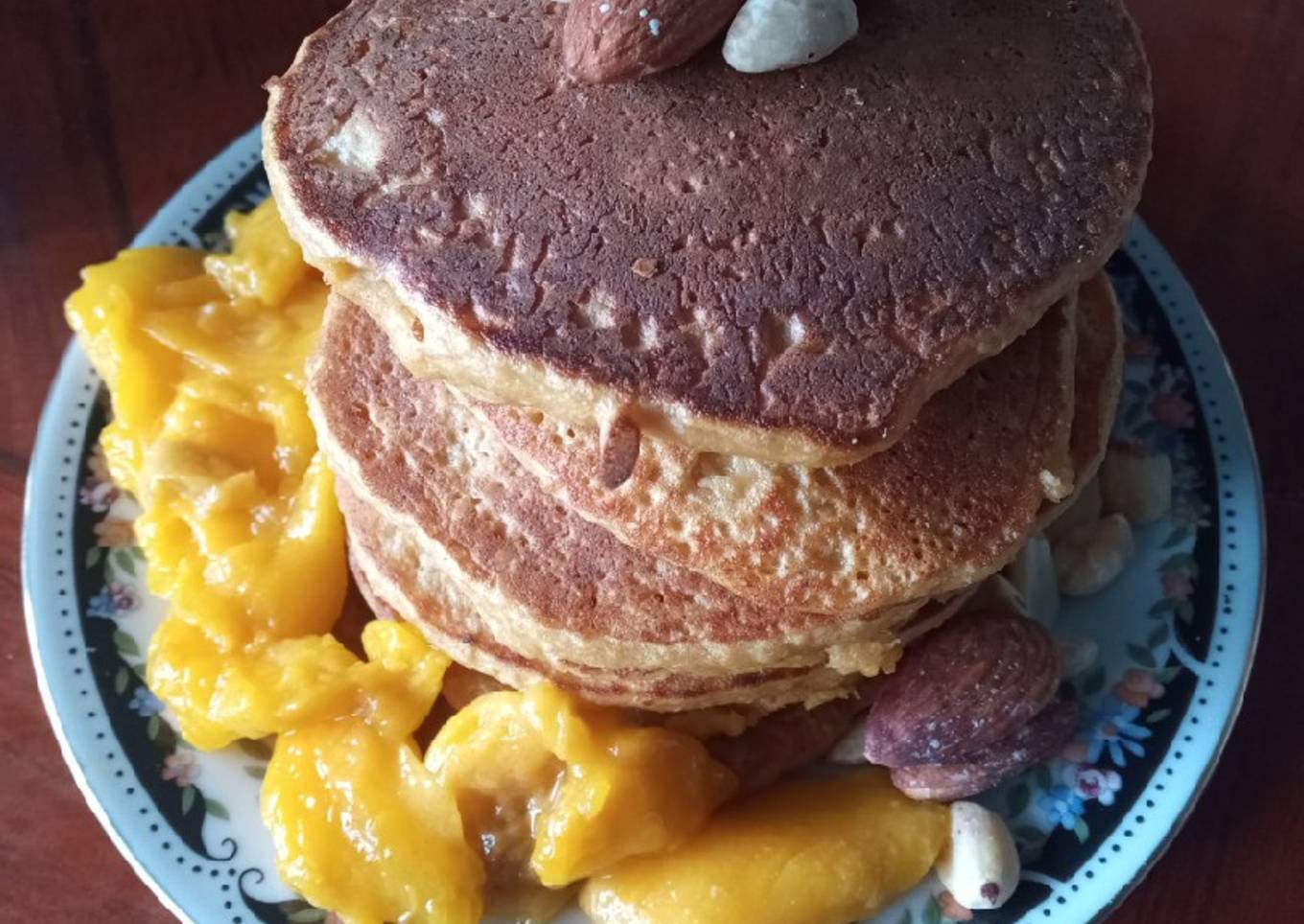 Pancakes de avena con mango