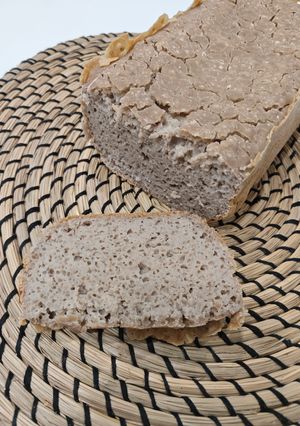Una foto de Pan de trigo sarraceno y harina de arroz en panificadora