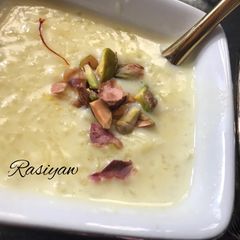 A picture of Rasiyaw (Rice Kheer).