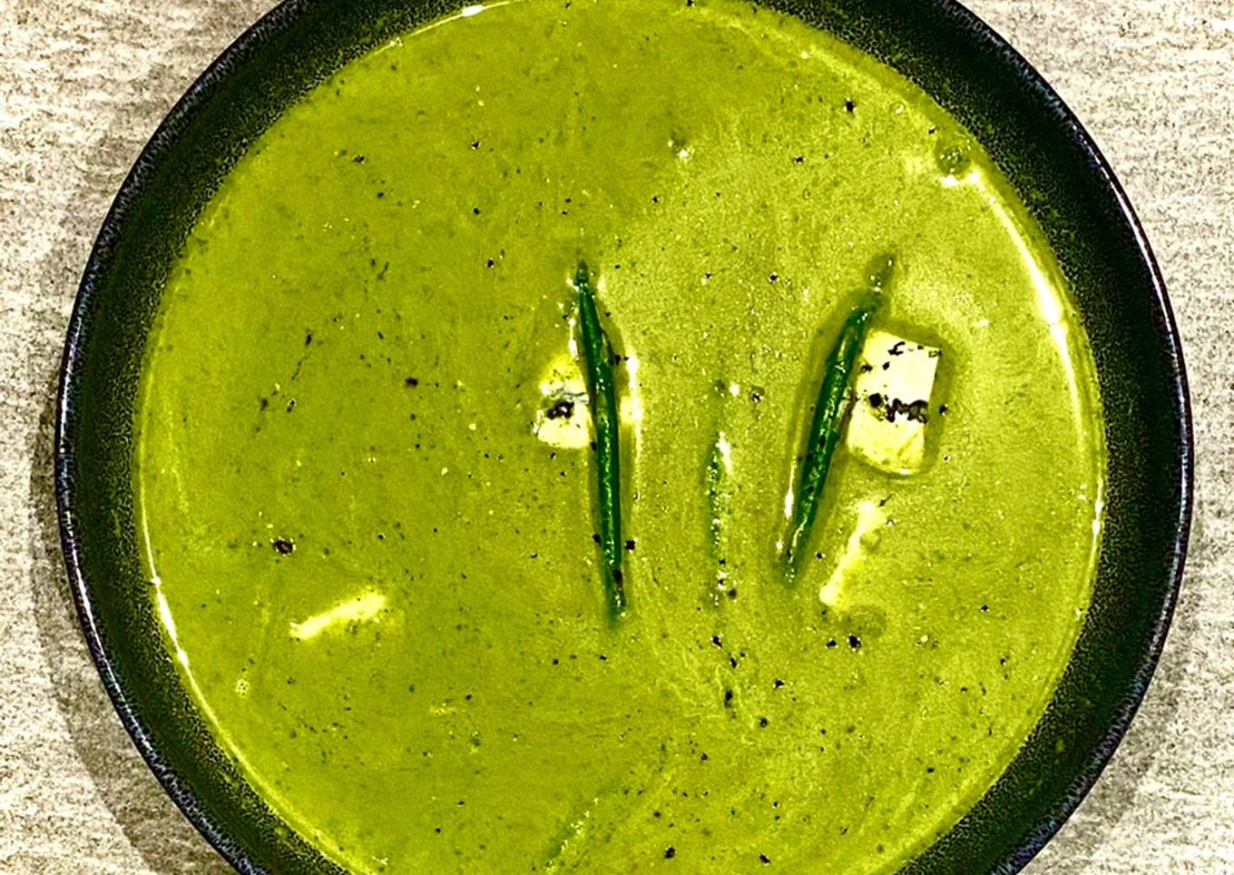 Sparrow Grass Soup with Dolcelatte