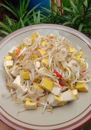Foto resep Tumis tohu (toge tahu)