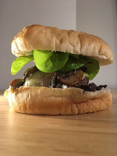 A picture of Cheeseburger with Mushrooms and Bacon.