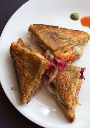 सैंडविच (sandwich recipe in Hindi) रेसिपी मुख्य फोटो