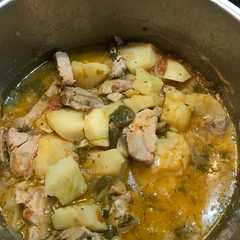 Una foto de Patatas con atún