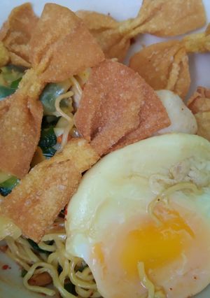 รูปของ บะหมี่แห้งติดโบว์,เกี๊ยวไส้กุยช่าย#51
