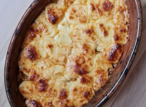 Una foto de Akusay con queso gratinado 🥬🧀