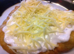Hűtős kefires lángos recept fotója
