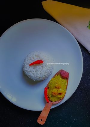 A picture of Kathal bichi Chingri Bharta / Jackfruit seed Shrimp mash.