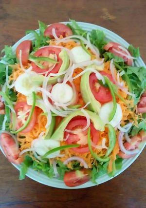 A picture of Vegetables salad.