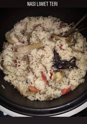 Foto resep Nasi Liwet Ikan Teri Magicom