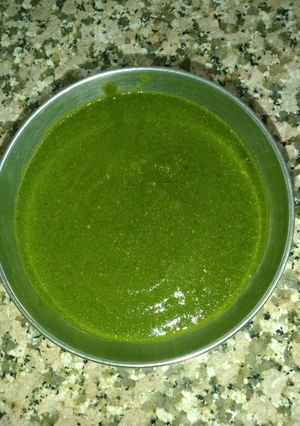 पालक चटनी(palak ki chutney recipe in hindi) रेसिपी मुख्य फोटो