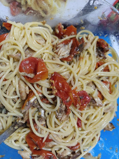 Foto di Spaghetti pomodorini confit e sgombro