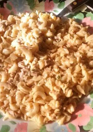 Una foto de Fideos cremosos con pollo