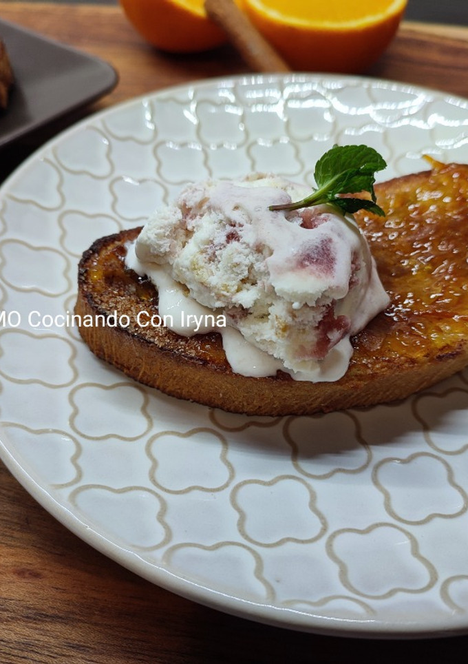 Una foto de Torrijas al horno con mermelada de naranja amarga