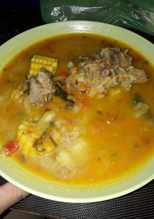 Una foto de Sopa con carne de rabo
