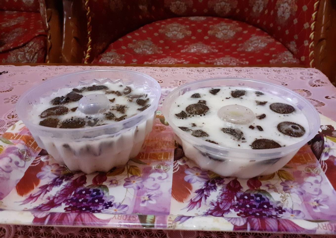 Puding susu oreo