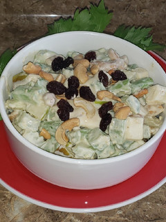 Una foto de Ensalada de apio y manzana